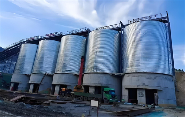 白沙螺旋卷板仓施工现场